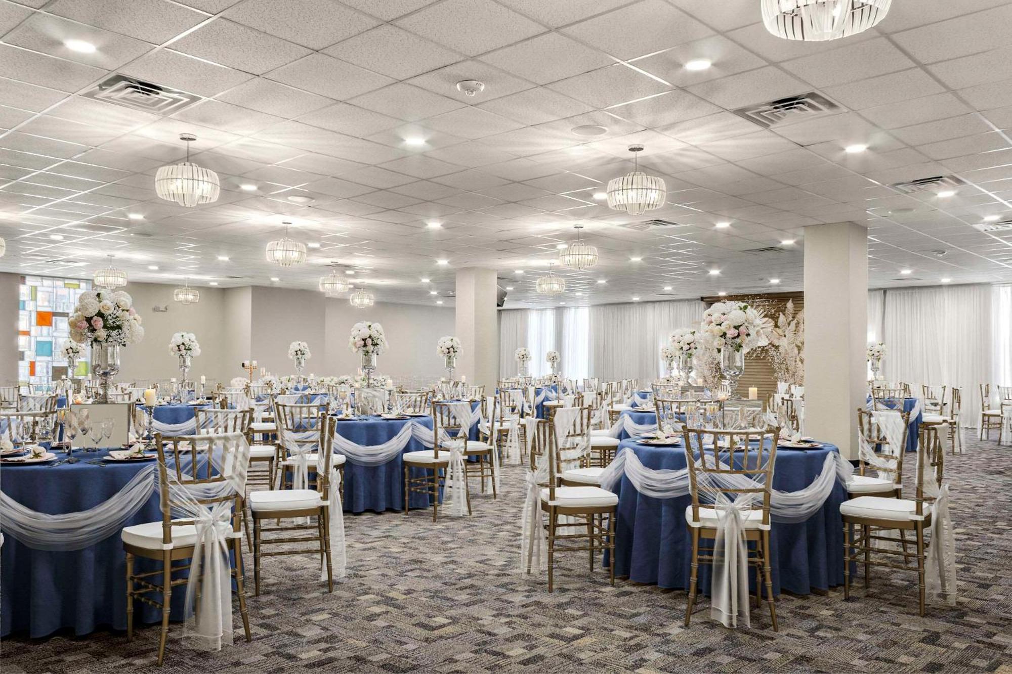 Quality Inn & Suites Downtown Green Bay Exteriér fotografie