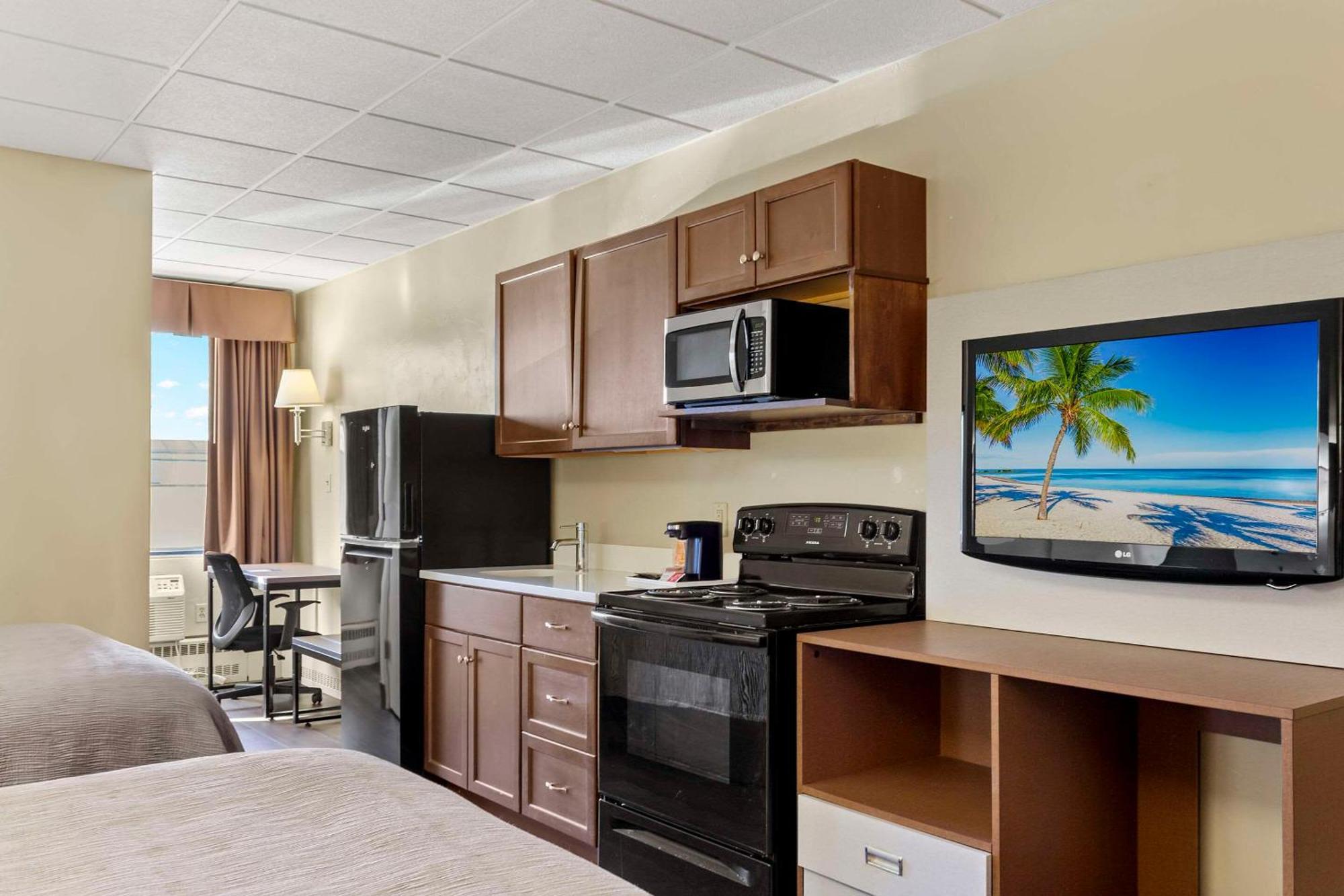 Quality Inn & Suites Downtown Green Bay Exteriér fotografie