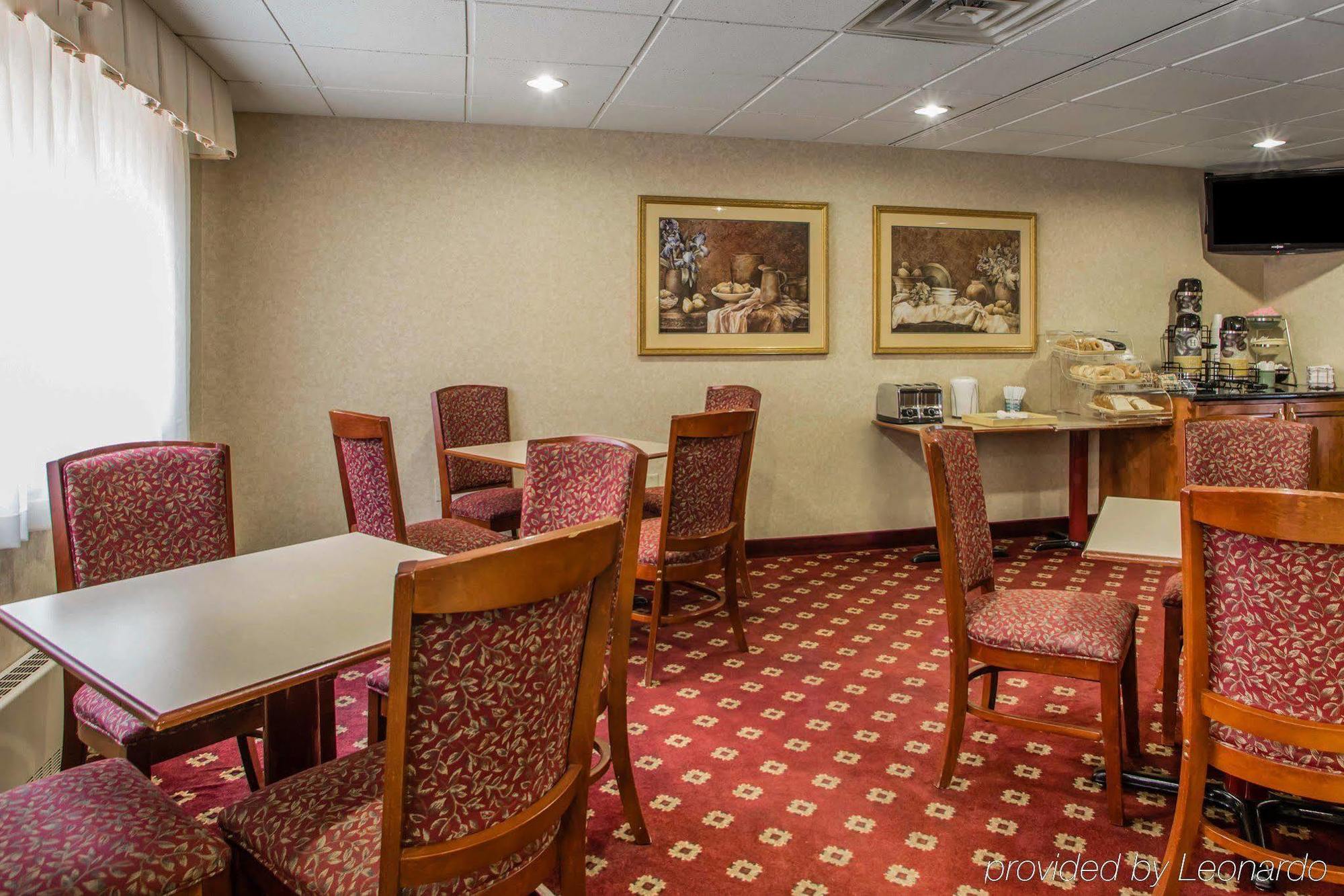Quality Inn & Suites Downtown Green Bay Exteriér fotografie