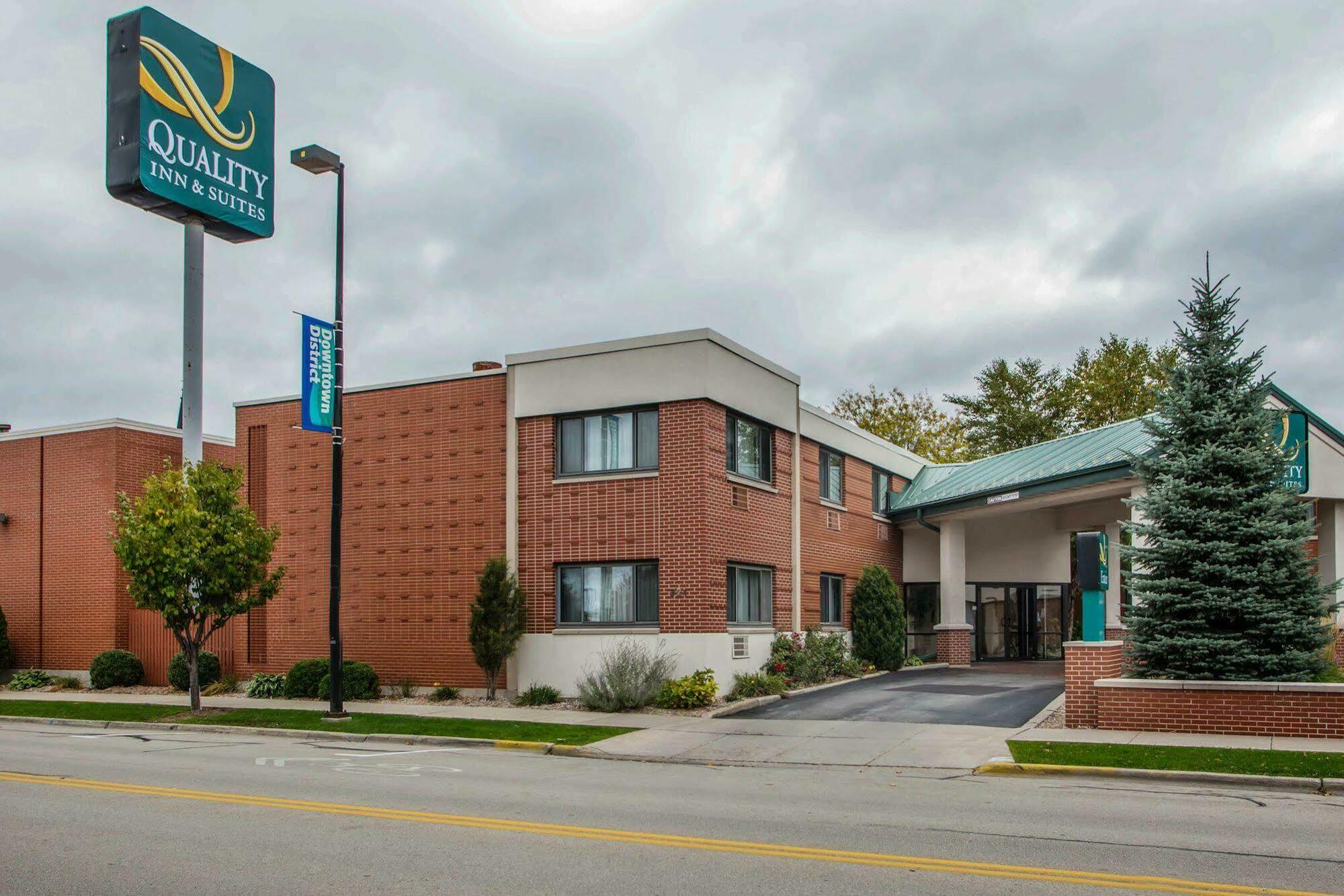 Quality Inn & Suites Downtown Green Bay Exteriér fotografie